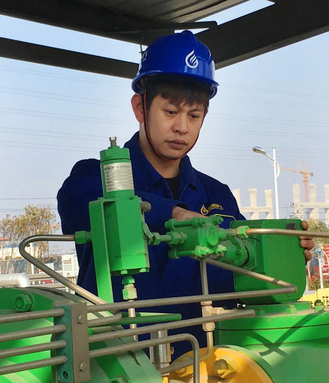 迈得医疗获得实用新型专利授权:“整平机构及输送装置”