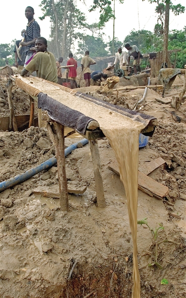 加纳寄希望于“大推进”计划和港口加强供应链