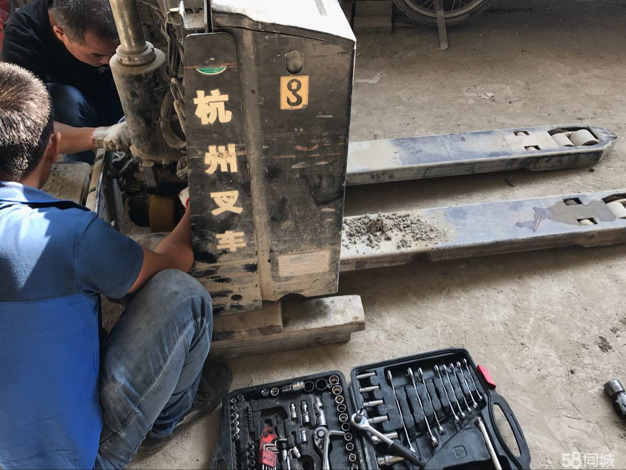 杭叉集团获得发明专利授权：“一种叉车蓄电池柔性更换装置及其操作方法”