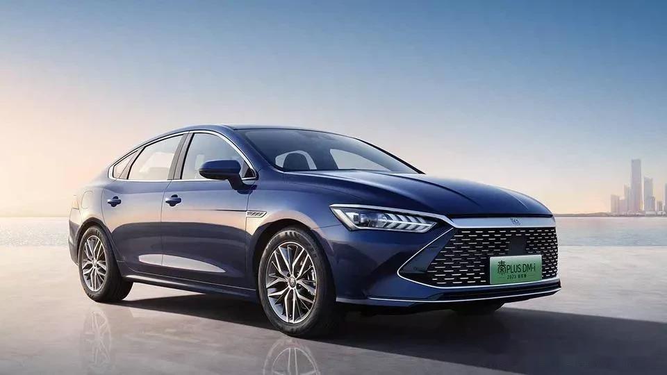 比亚迪公布国际专利申请：“转动装置、显示设备和车辆”