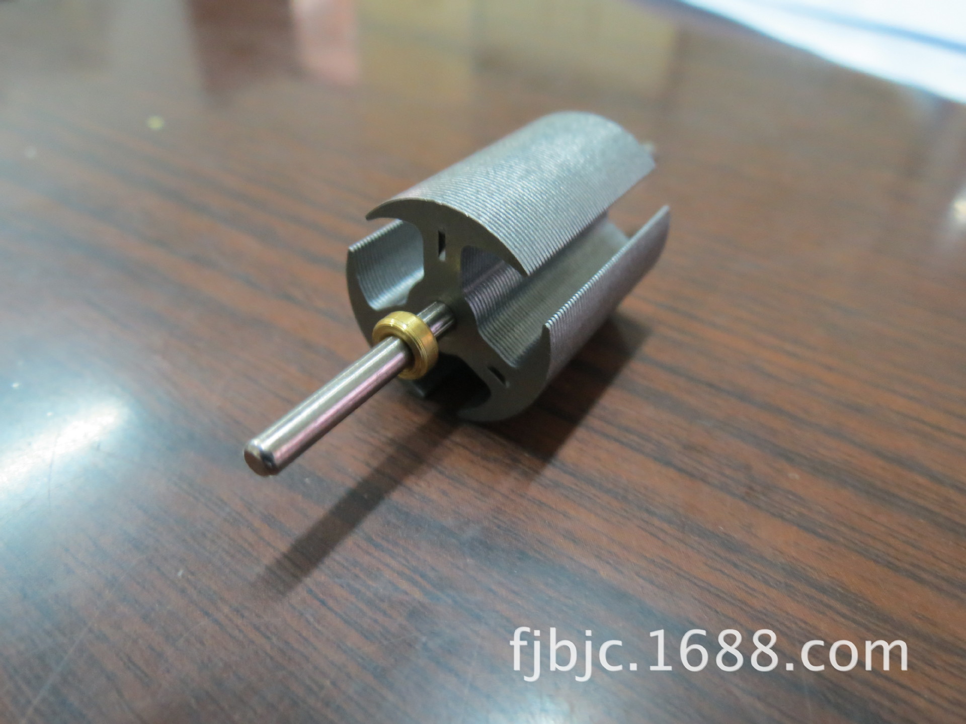 日盈电子获得外观设计专利授权：“无刷电机转子”