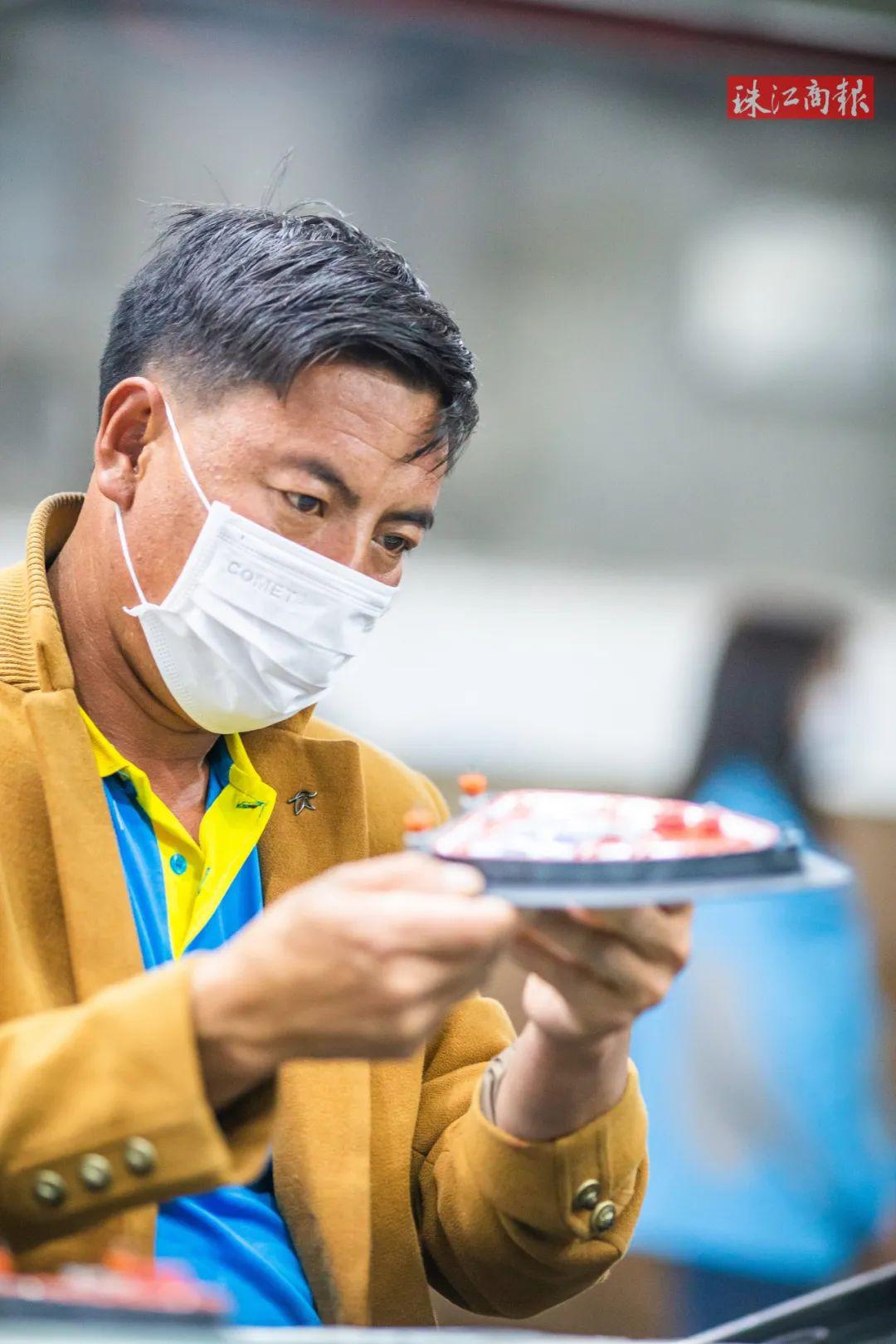 新宝股份获得外观设计专利授权：“煮蛋器（EB1013-UL）”