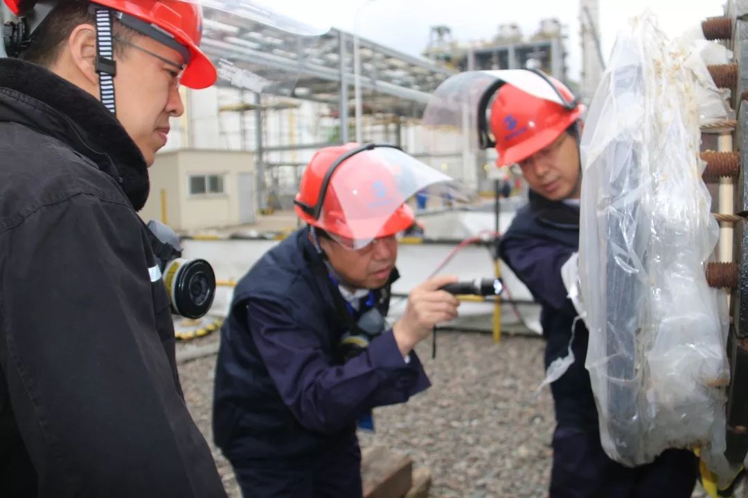 万华化学获得发明专利授权：“一种碳酸二甲酯的提纯装置及方法”