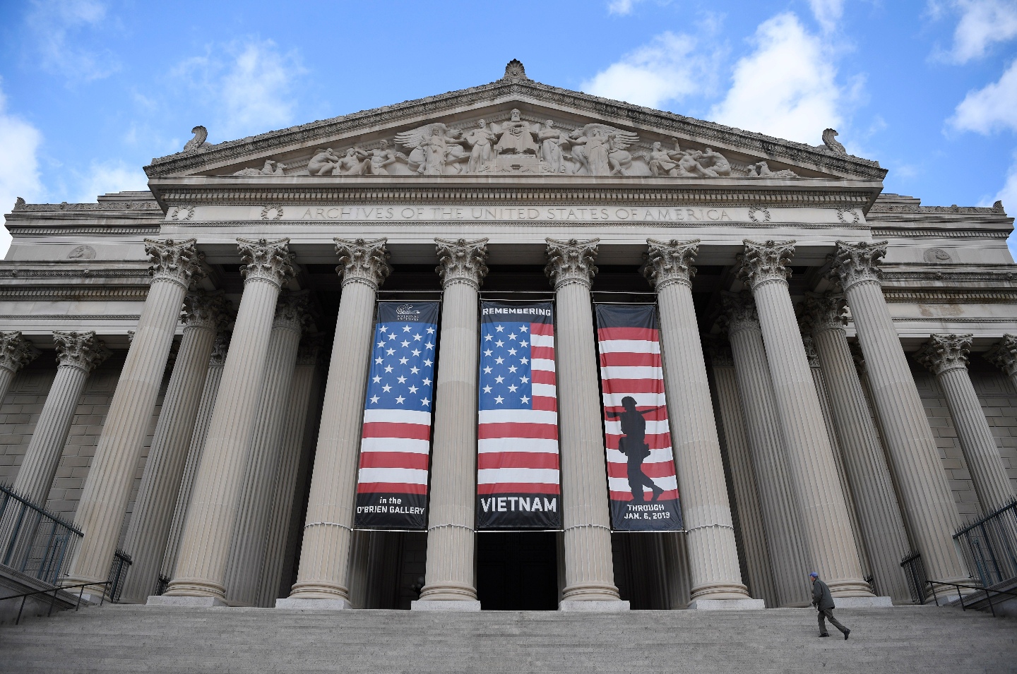 阿塞拜疆通过关于没收投资的法案