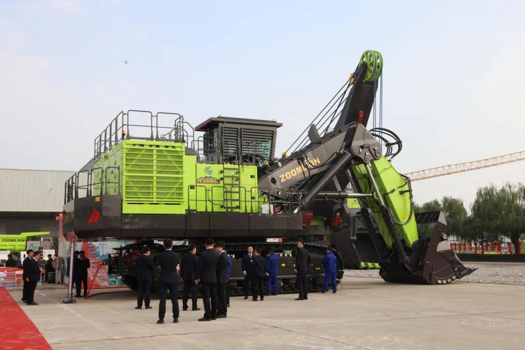 中联重科获得发明专利授权：“用于控制底盘调平的方法、控制器及步履式挖掘机”