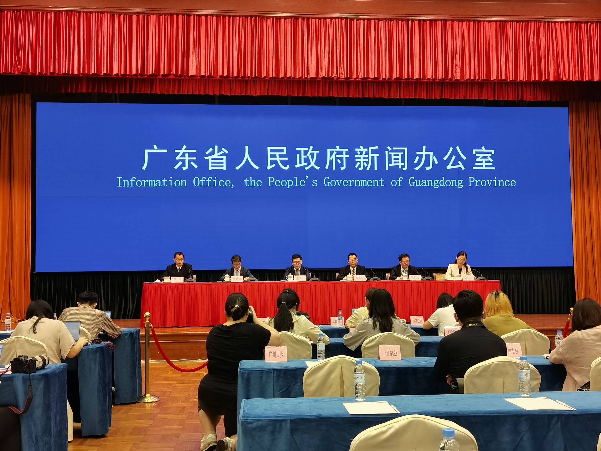 越南电商出口:310亿美元数字背后的巨大差距