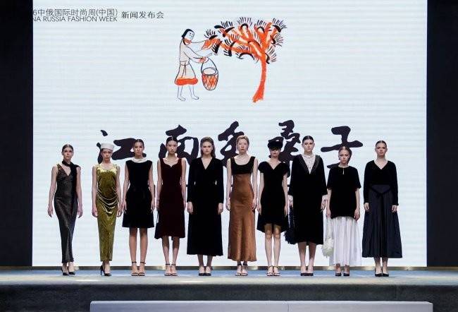 中国完成2026年校服捐赠，超过440万名学生受益