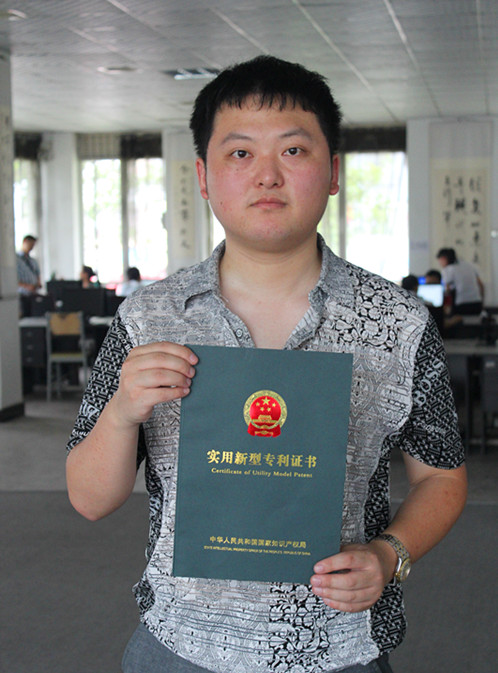 数据港获得实用新型专利授权：“一种维护调度工具箱”