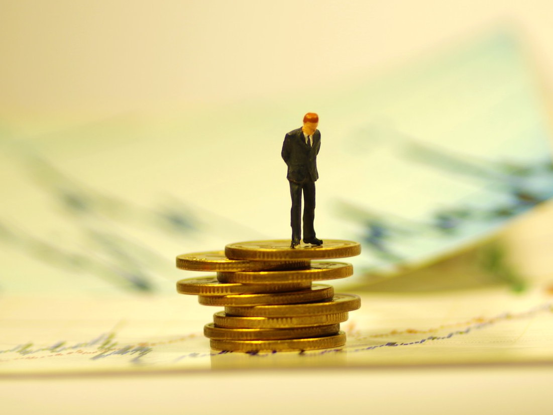 创业板指数冲高回落跌逾1%，创业板ETF易方达（159915）全天净申购超1.2亿份