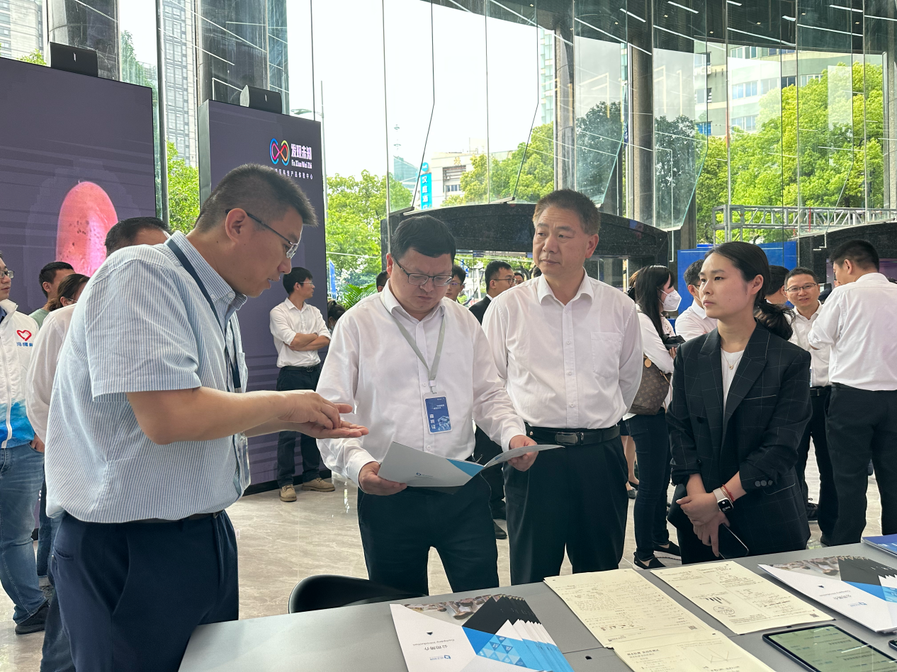 5·17世界电信日济南通信展启幕 中国联通以创新科技解锁数智生活新体验